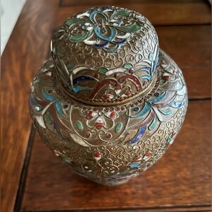 Vintage Enamel Cloisonné Brass Vase Urn 5.5 inches high